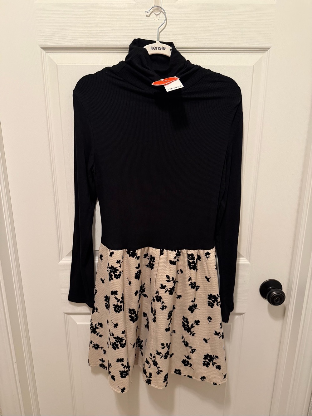 Cider Black & Cream Two-Tone Long Sleeve Dress